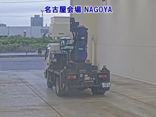 Hino Dutro  с аукциона в Японии