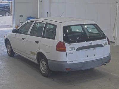 Nissan AD