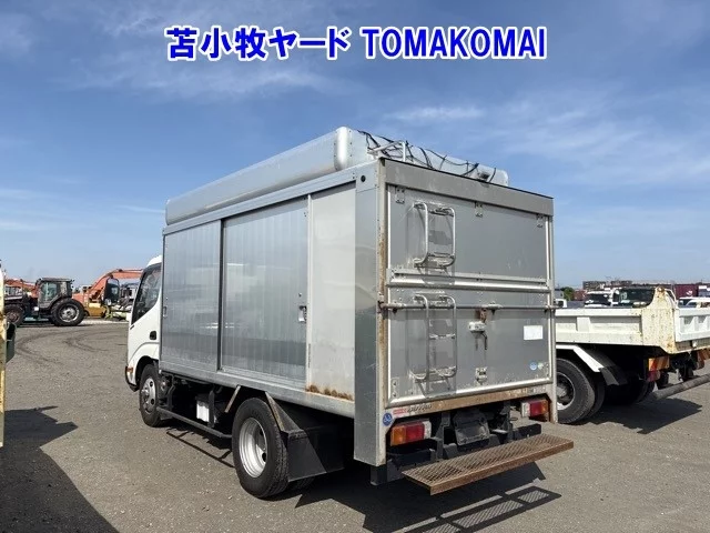 Hino Dutro  с аукциона в Японии
