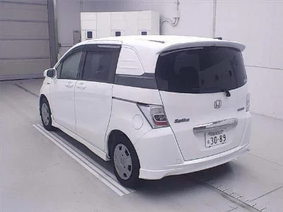 Honda Freed Spike