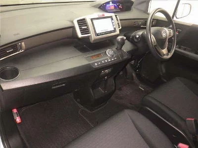 Honda Freed Spike