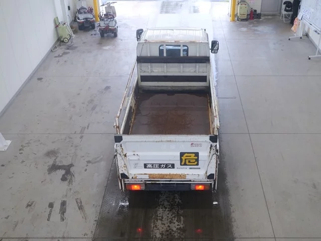 Toyota Dyna  с аукциона в Японии
