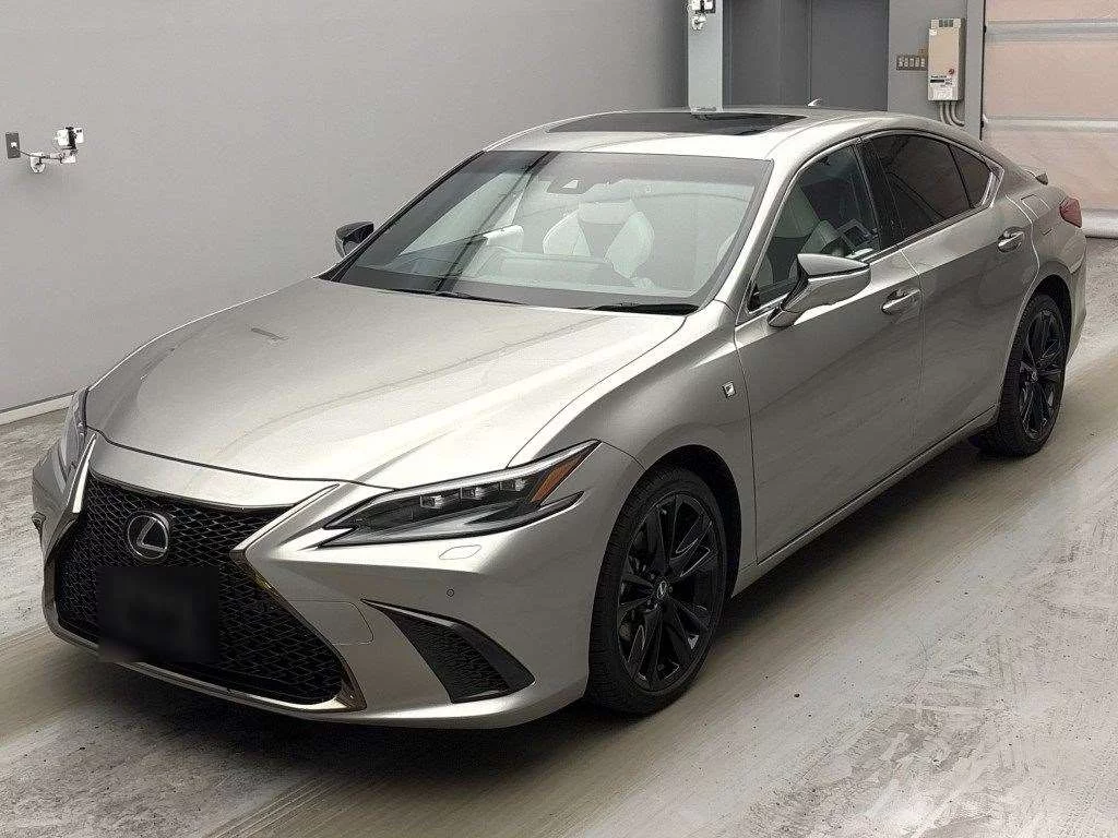 Lexus ES300h  с аукциона в Японии