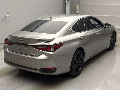 Lexus ES300h