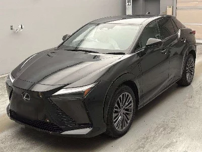 Lexus RZ450e