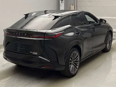 Lexus RZ450e