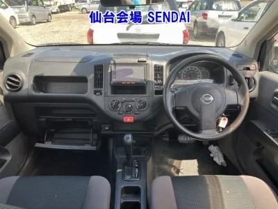 Nissan AD