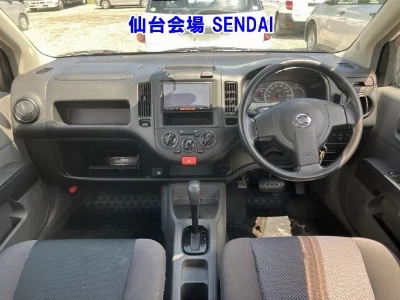 Nissan AD