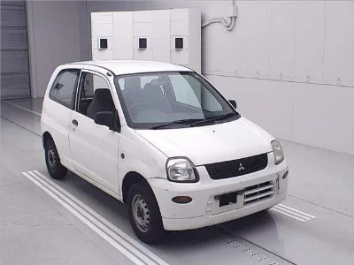Mitsubishi Minica
