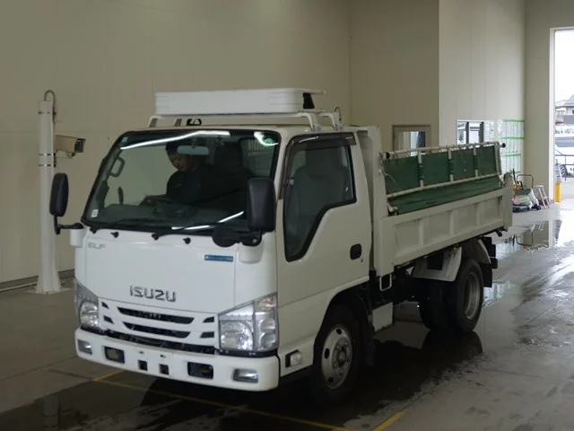 Isuzu Elf  с аукциона в Японии