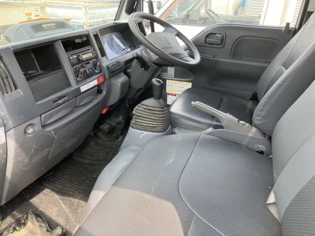 Isuzu Elf  с аукциона в Японии