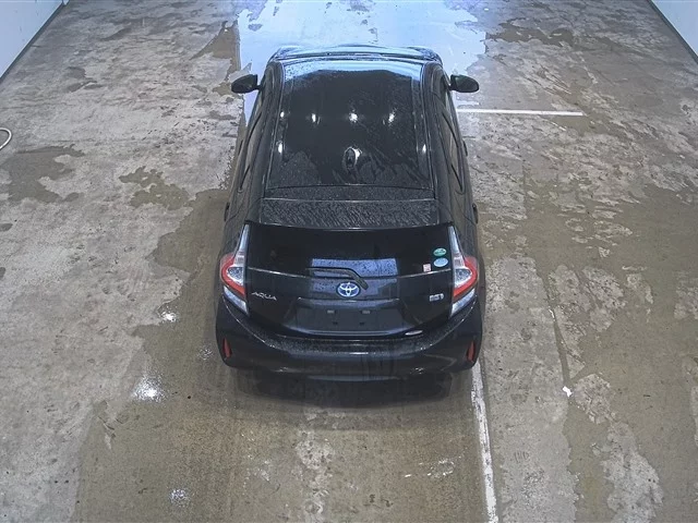 Toyota Aqua  с аукциона в Японии