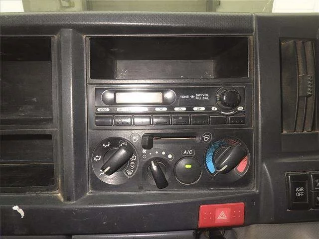 Isuzu Elf  с аукциона в Японии