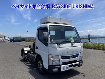 MITSUBISHI CANTER