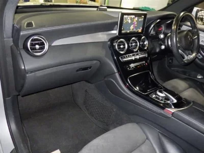 MERCEDES BENZ GLC