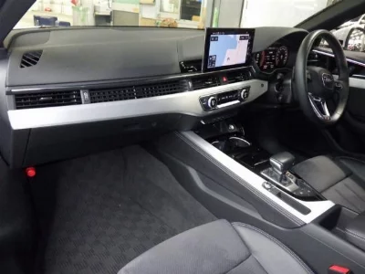 AUDI A4 AVANTE