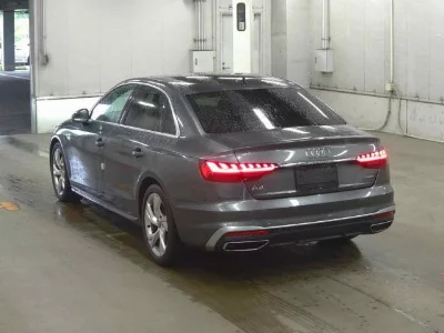 AUDI A4 AVANTE