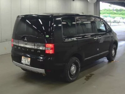 MITSUBISHI DELICA D:5
