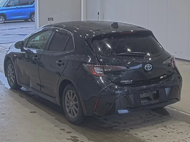 Toyota Corolla Hatchback  с аукциона в Японии