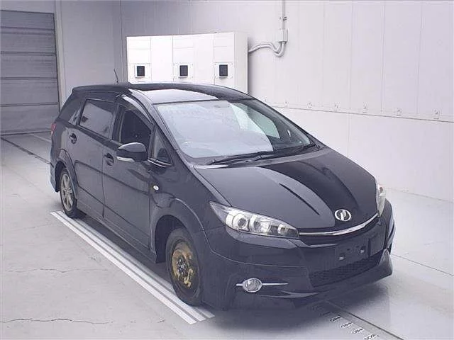 Toyota Wish  с аукциона в Японии