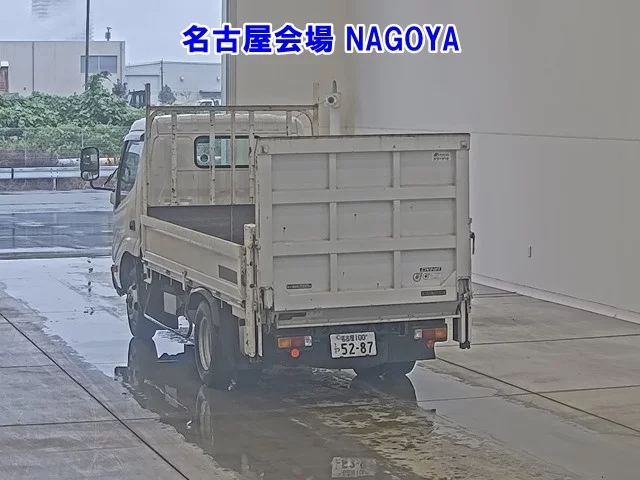 Toyota Dyna  с аукциона в Японии