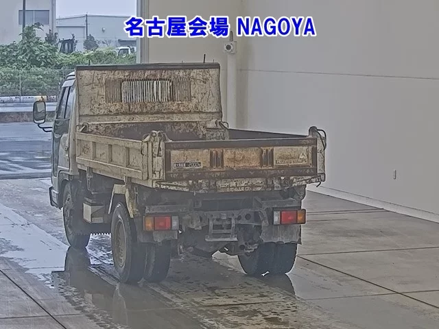 Isuzu Elf  с аукциона в Японии