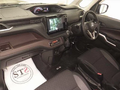 MITSUBISHI DELICA D:2
