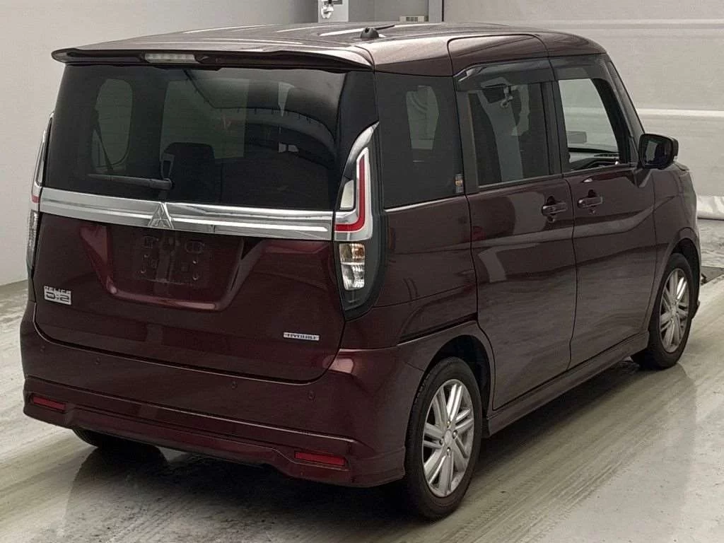 Mitsubishi Delica D:2  с аукциона в Японии