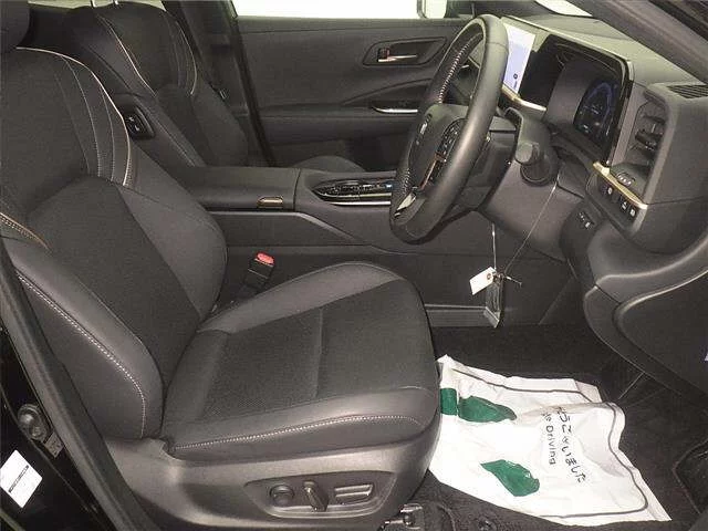 Toyota Crown Sport  с аукциона в Японии
