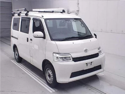 TOYOTA TOWN ACE