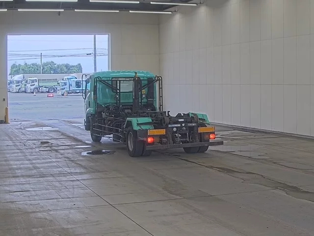 Isuzu Forward  с аукциона в Японии
