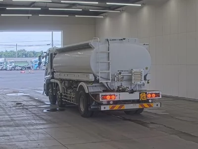 NISSAN DIESEL (UD) QUON