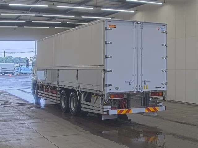 Hino Profia  с аукциона в Японии
