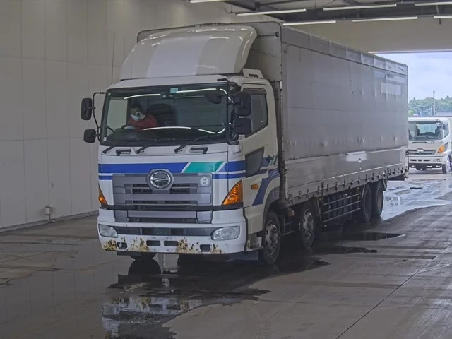 Hino Profia  с аукциона в Японии