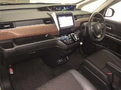 HONDA FREED+