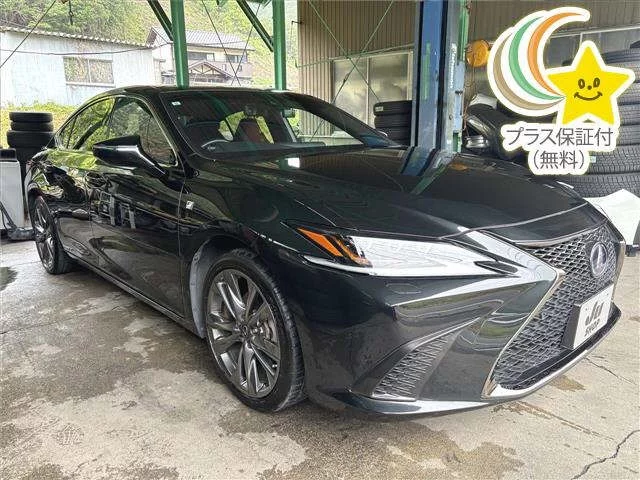 Lexus ES300h  с аукциона в Японии