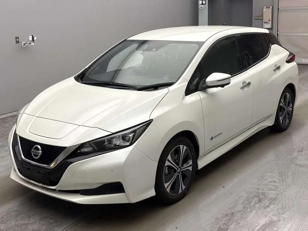 Nissan Leaf  с аукциона в Японии