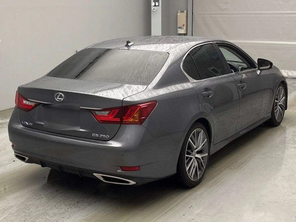 Lexus GS  с аукциона в Японии