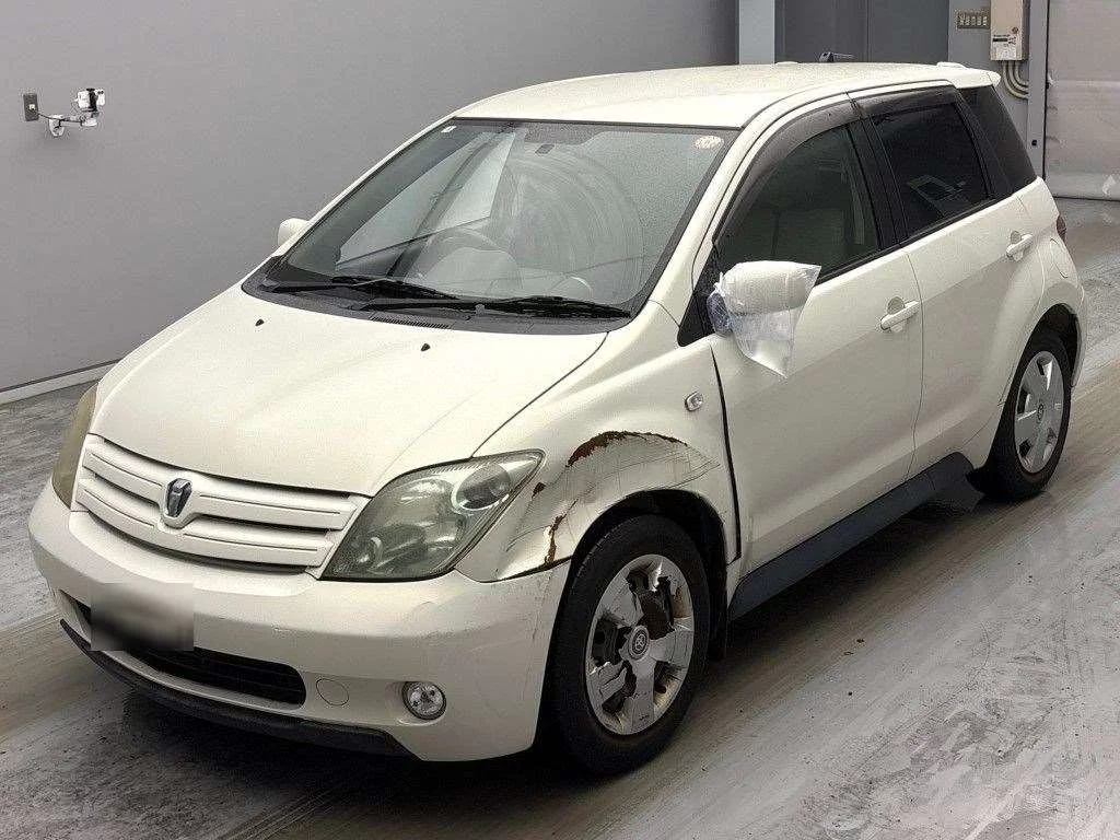 Toyota Ist  с аукциона в Японии