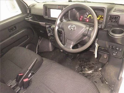 TOYOTA PIXIS VAN