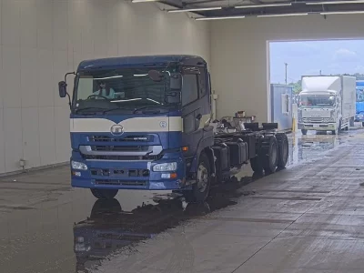 NISSAN DIESEL (UD) QUON