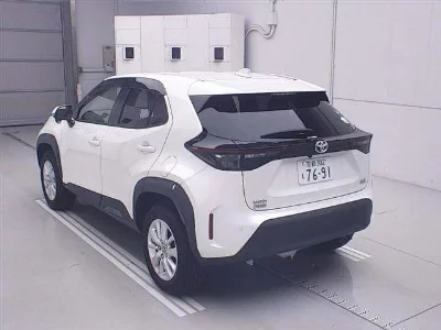 TOYOTA YARIS CROSS
