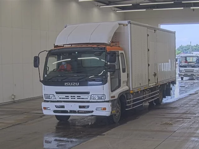 Isuzu Forward  с аукциона в Японии
