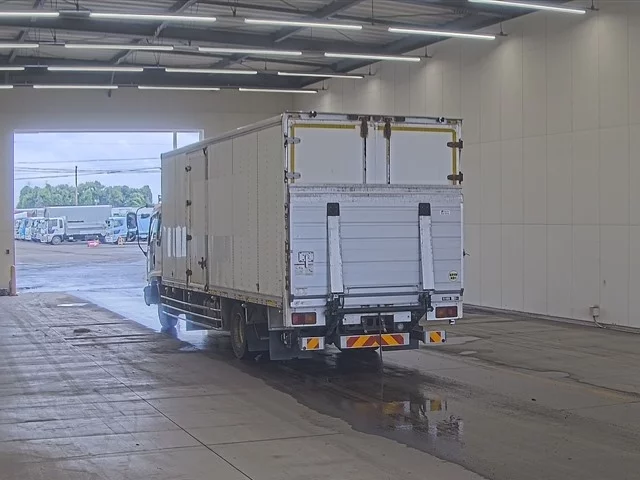 Isuzu Forward  с аукциона в Японии