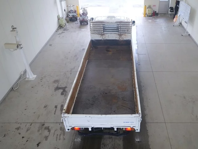 Isuzu Elf  с аукциона в Японии