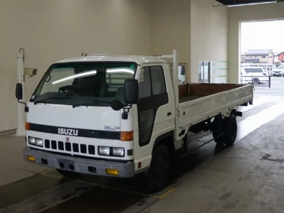 Isuzu Elf