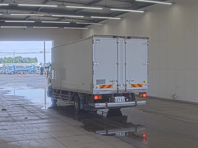 Isuzu Forward  с аукциона в Японии