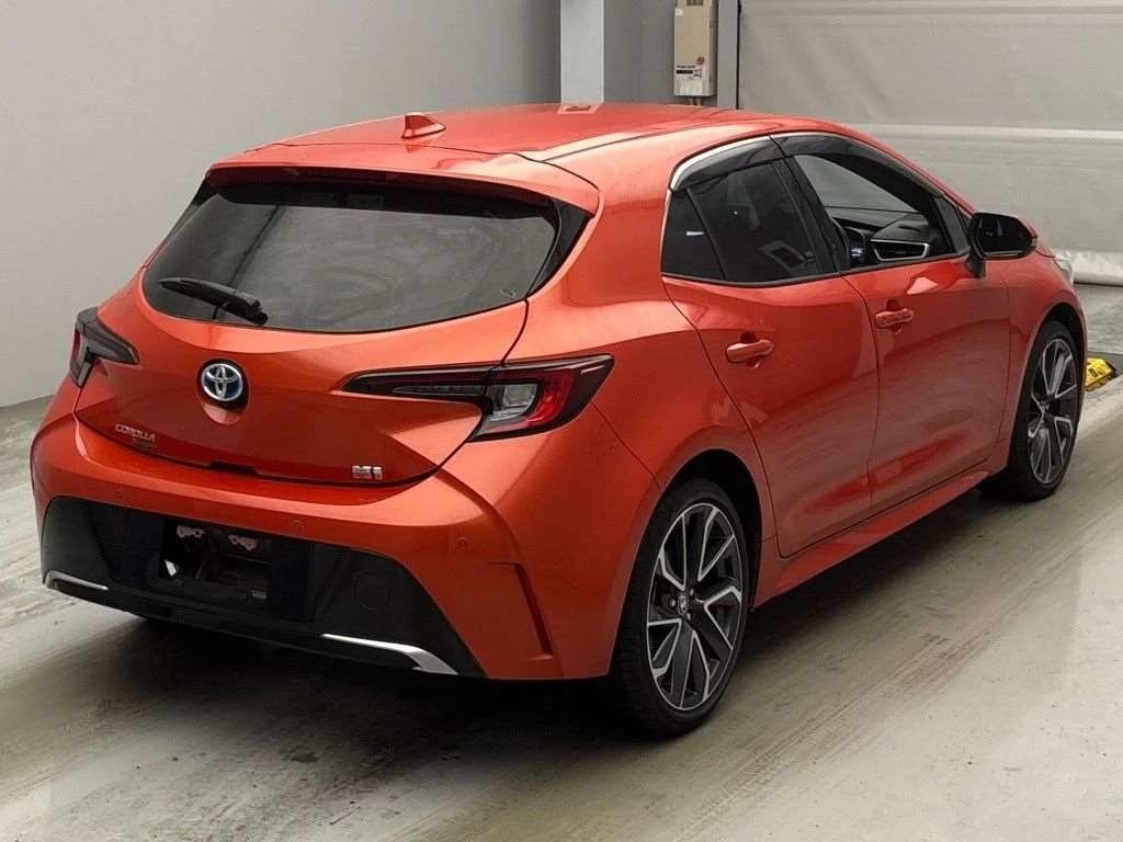 Toyota Corolla Hatchback  с аукциона в Японии