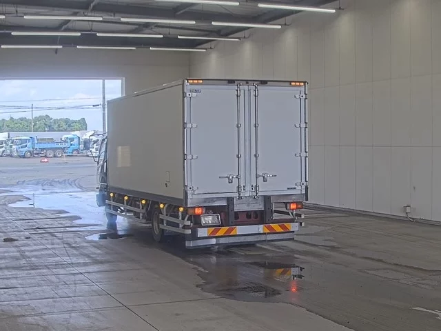 Mitsubishi Fuso Fighter  с аукциона в Японии