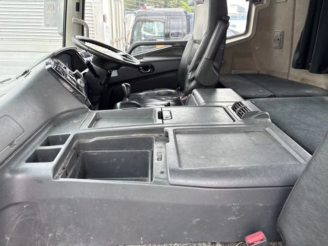 Mitsubishi Fuso Super Great  с аукциона в Японии